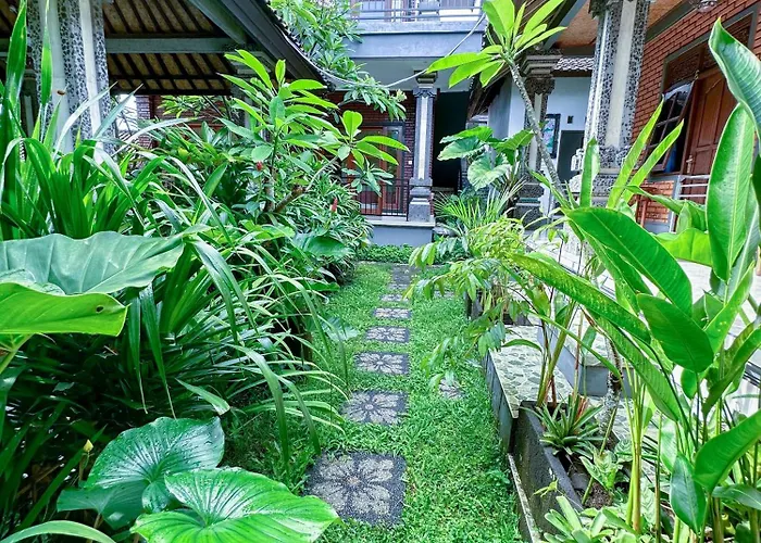 Homestay Ojek's *